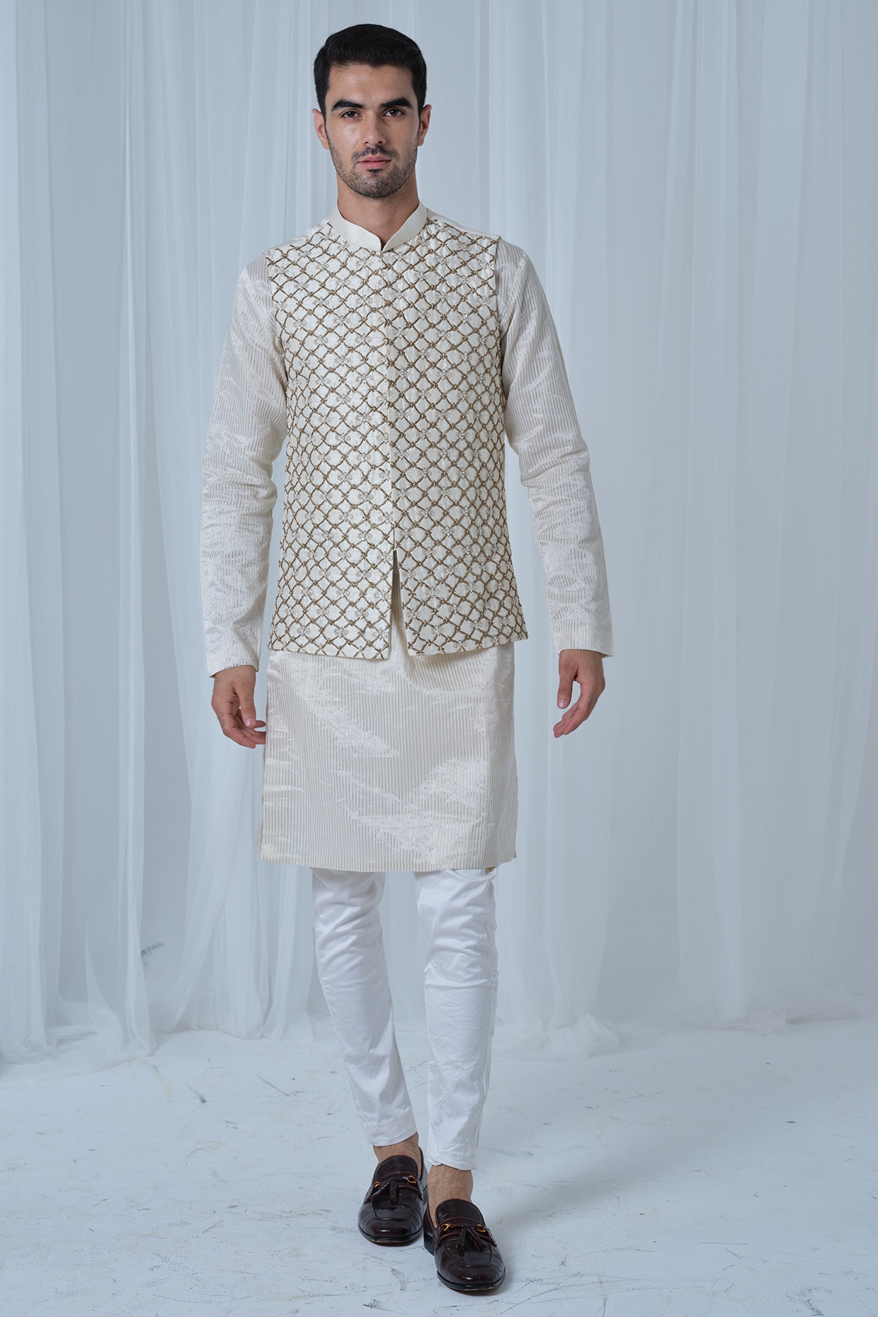 HOUSE OF KOA Off-White Raw Silk Hand Embroidered Nehru Jacket Set