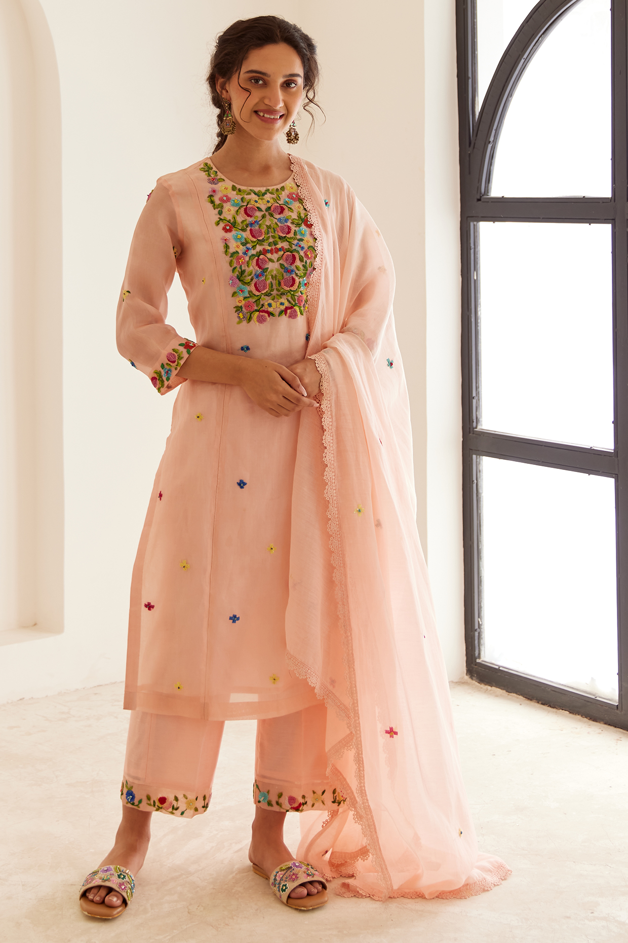 House of Pink - Buy Kurta Set, Gharara, Anarkali, Kaftan House of Pink - Buy Kurta Set, Gharara, Anarkali, Kaftan