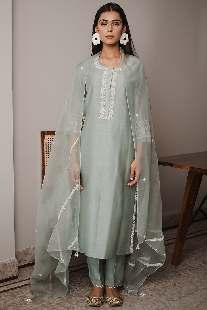 Mint Green Embroidered Kurta Set Design by House of Pink at Pernia's