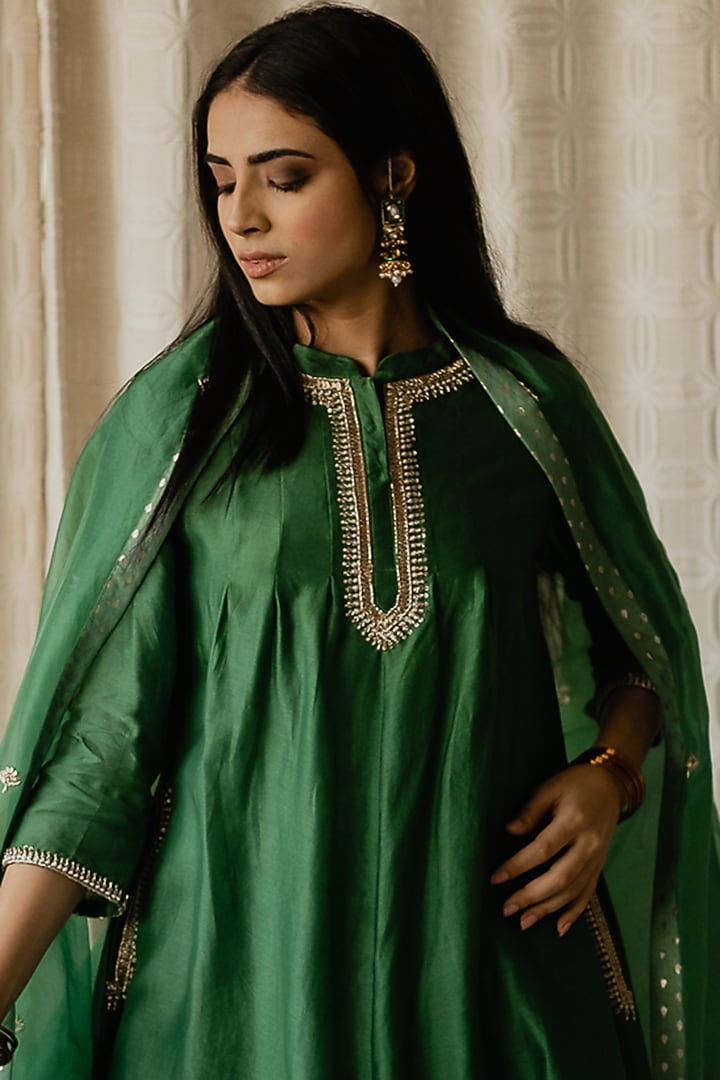 Forest Green Hand Embroidered Flared Long Kurta Set by House of Pink at Pernia's Pop Up Shop