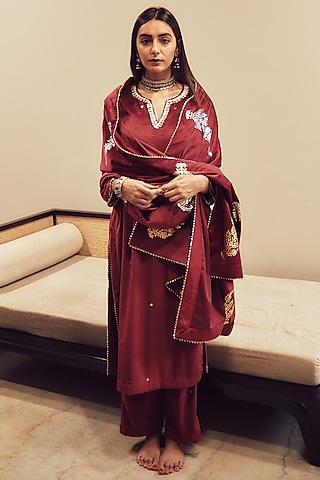 Maroon Embroidered Kurta Set by House of Pink