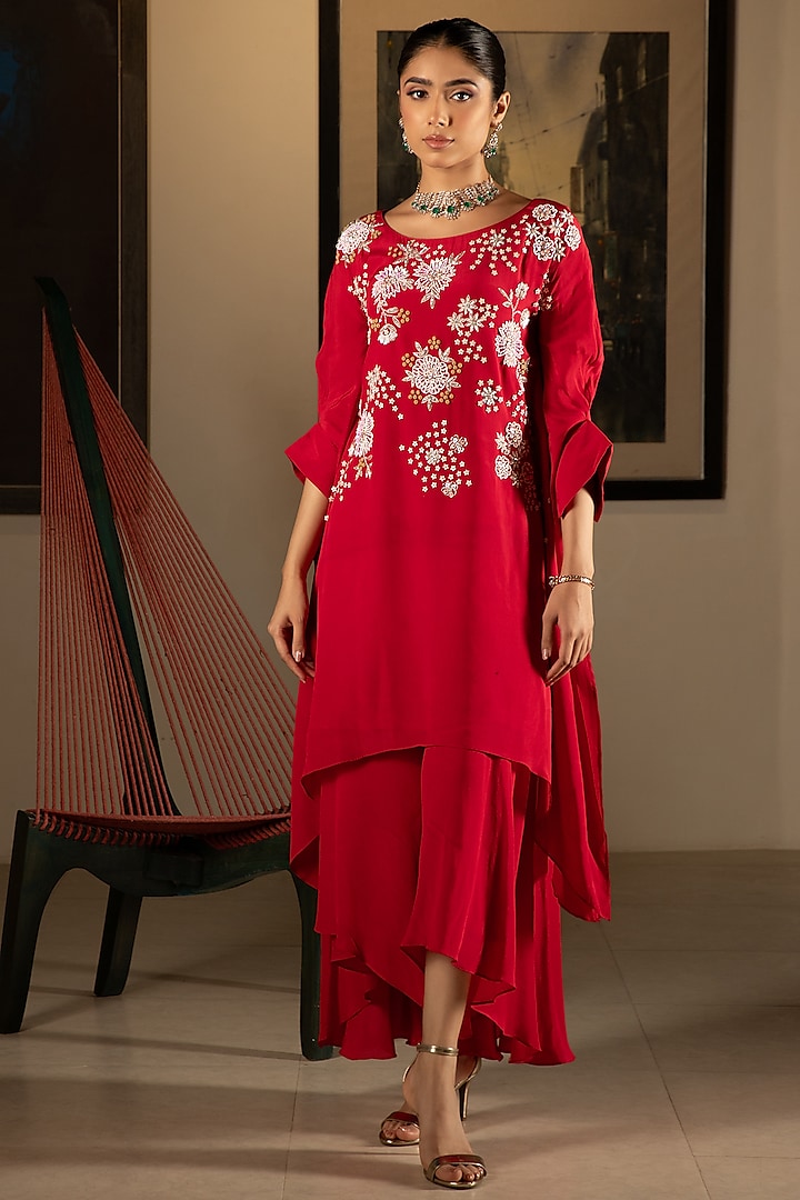 Red Georgette Pearl Hand Embroidered Kaftan Set by Ritika Verma