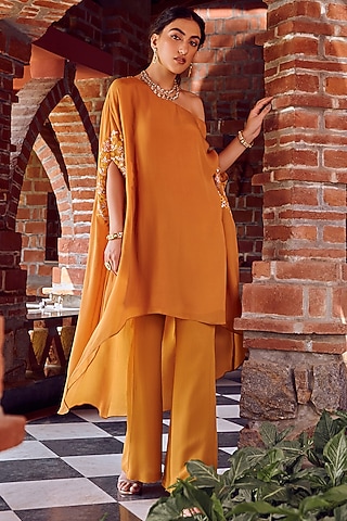 Mayan Gold Crepe Kaftan Set by Ritika Verma