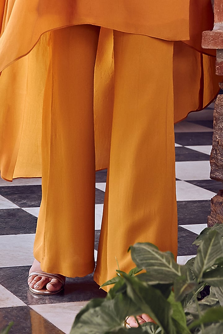 Mayan Gold Crepe Kaftan Set by Ritika Verma at Pernia's Pop Up Shop