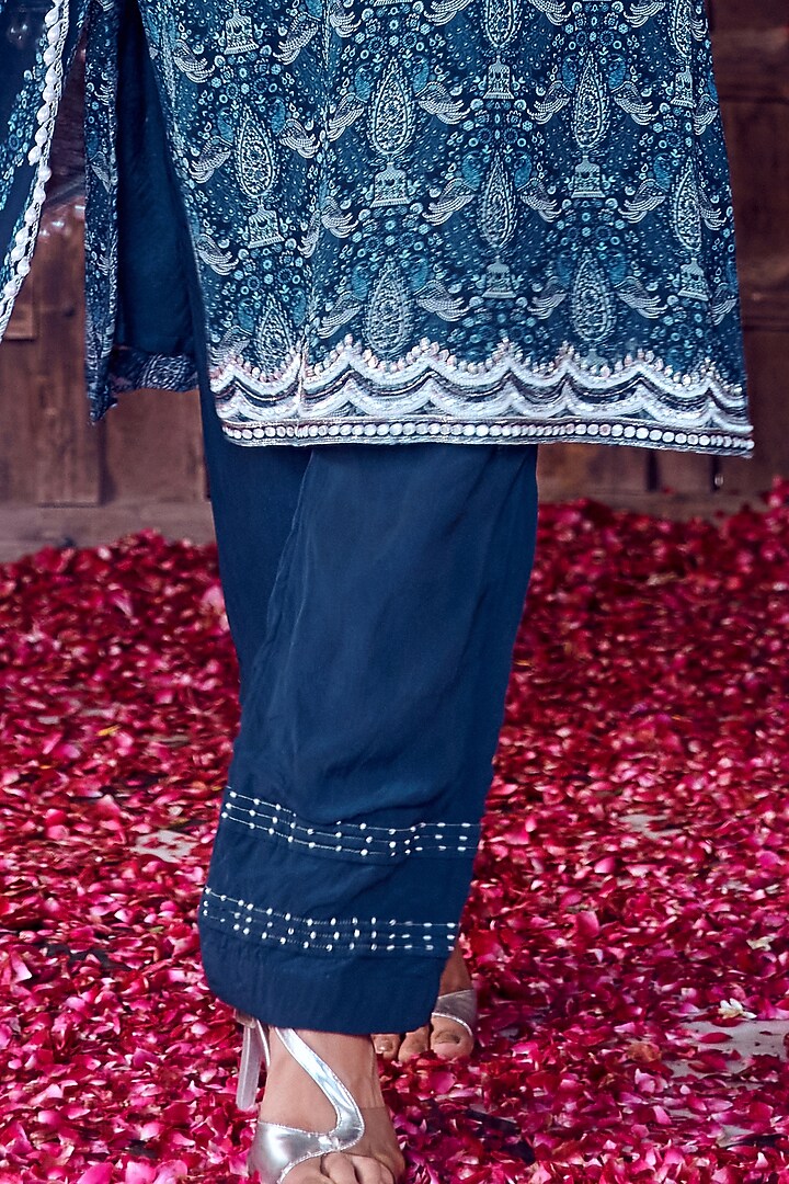 Midnight Blue Georgette Printed & Hand Embroidered Kurta Set by Ritika Verma at Pernia's Pop Up Shop