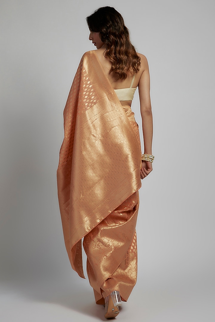 Peach & Cream Silk Zari Kanchipuram Festive Saree Set by House of Dhriti at Pernia's Pop Up Shop