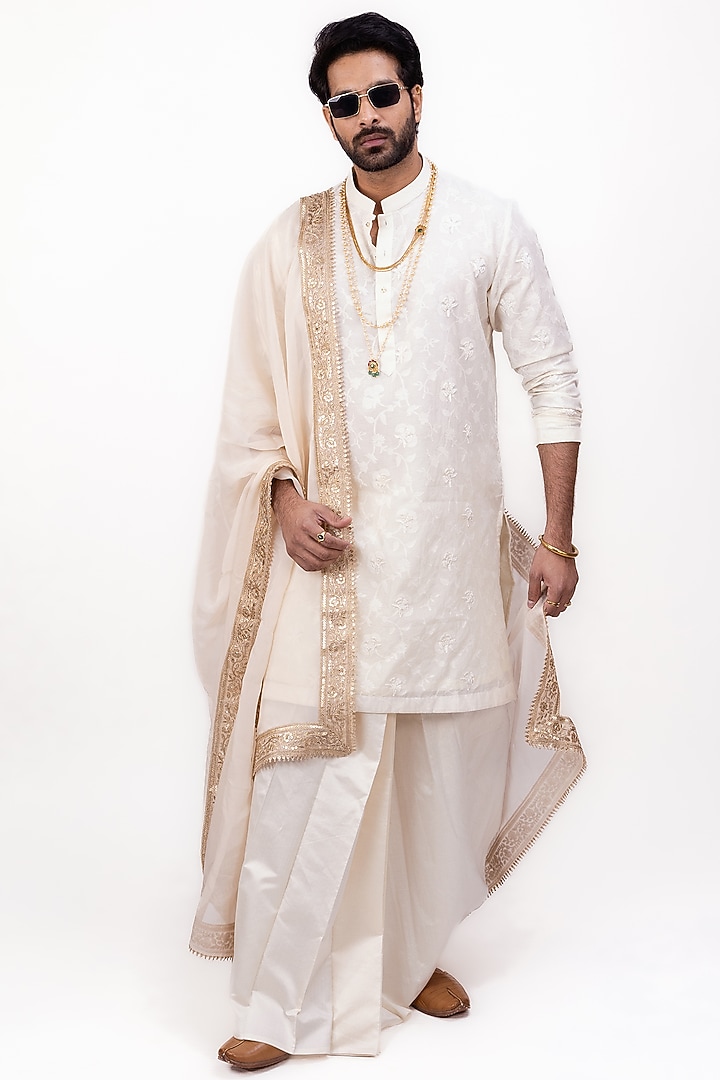 Ivory White Chanderi Silk Embroidered Kurta Set by House of Sannidhi at Pernia's Pop Up Shop