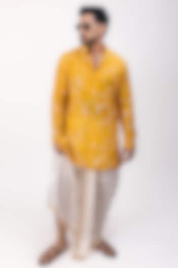 Mustard Yellow Chanderi Silk Machine Embroidered Kurta by House of Sannidhi at Pernia's Pop Up Shop