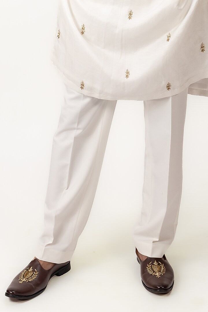Ivory Linen Silk Zardosi Work Kurta Set by House of Sannidhi at Pernia's Pop Up Shop
