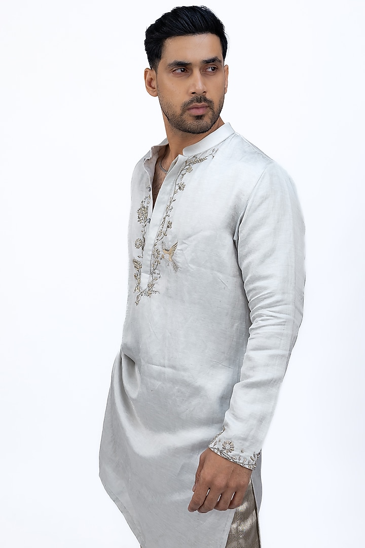 Light Blue Linen Silk Thread Embroidered Kurta by House of Sannidhi at Pernia's Pop Up Shop