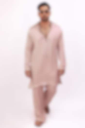 Blush Pink Linen Silk Kurta Set by House of Sannidhi at Pernia's Pop Up Shop