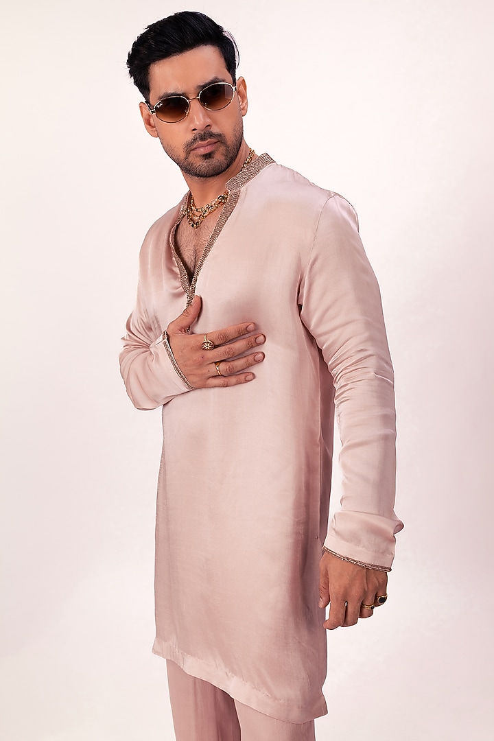 Blush Pink Linen Silk Kurta Set by House of Sannidhi at Pernia's Pop Up Shop