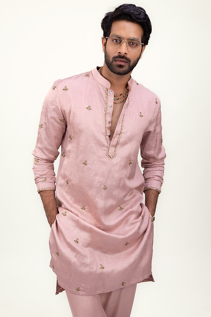 Blush Pink Linen Silk Satin Kurta Set by House of Sannidhi at Pernia's Pop Up Shop