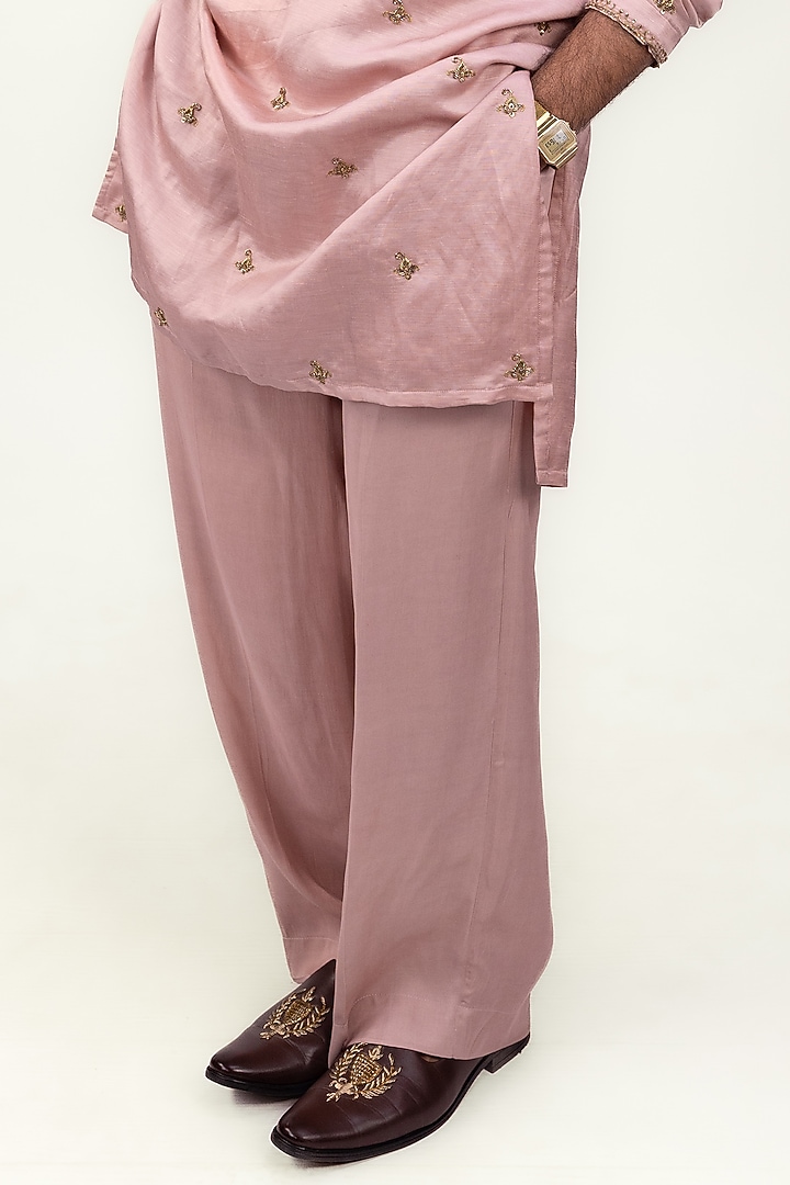 Blush Pink Linen Silk Satin Kurta Set by House of Sannidhi at Pernia's Pop Up Shop