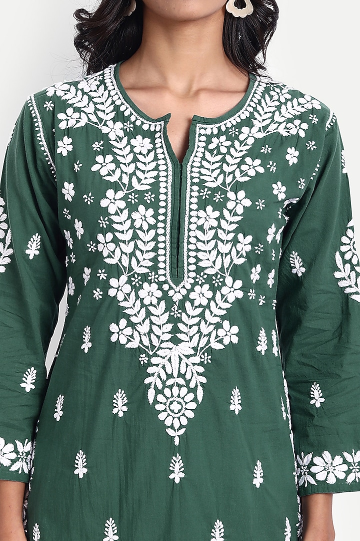Green Cotton Hand Embroidered Kurta by House Of Kari at Pernia's Pop Up Shop