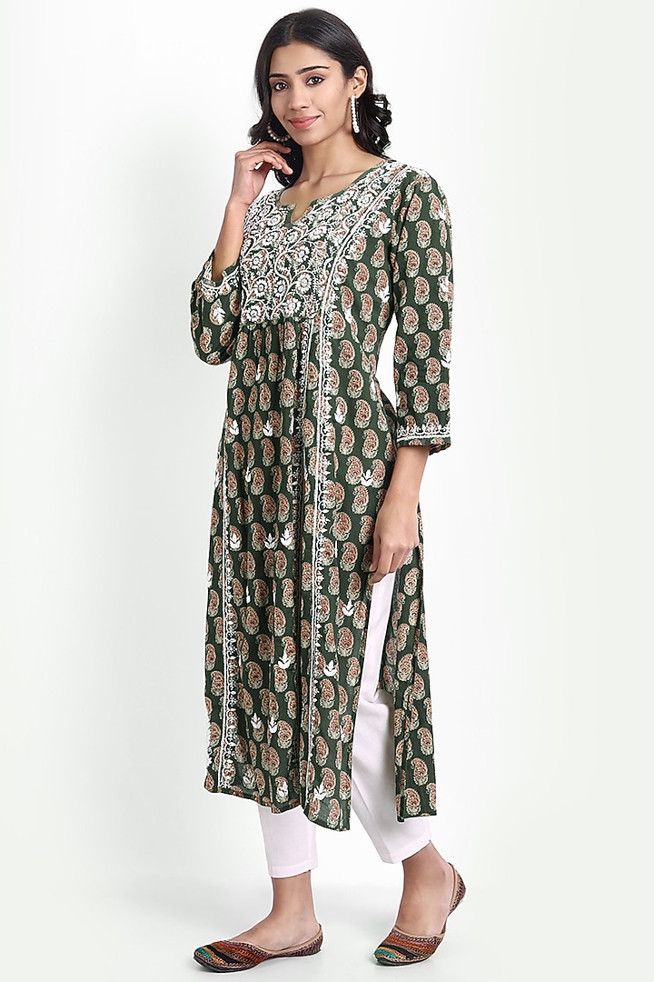Multi-Colored Kurta With Chikankari Embroidery by House Of Kari at Pernia's Pop Up Shop