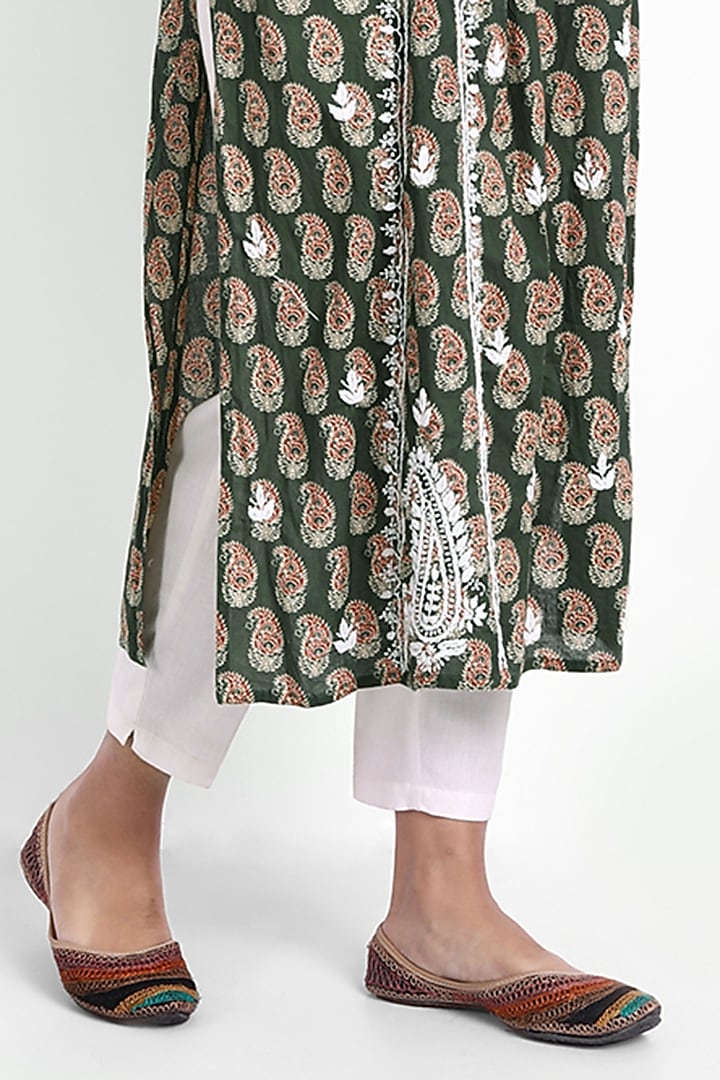 Multi-Colored Kurta With Chikankari Embroidery by House Of Kari at Pernia's Pop Up Shop