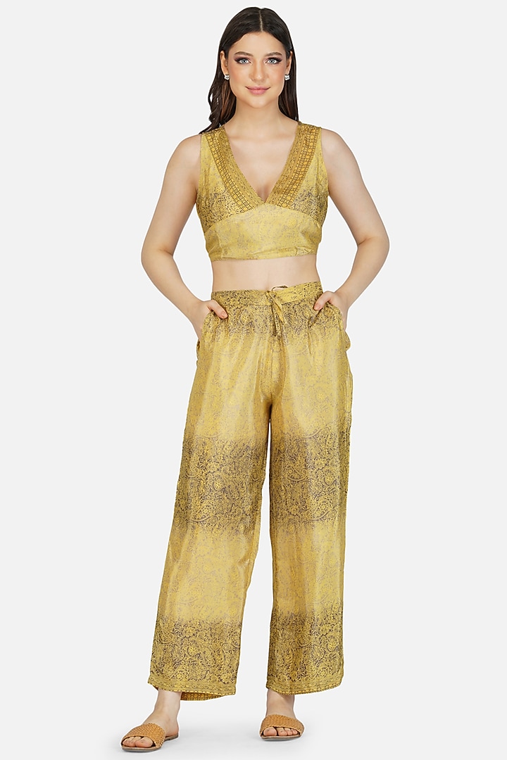 Yellow Printed Co-Ord Set by House Of Kari at Pernia's Pop Up Shop