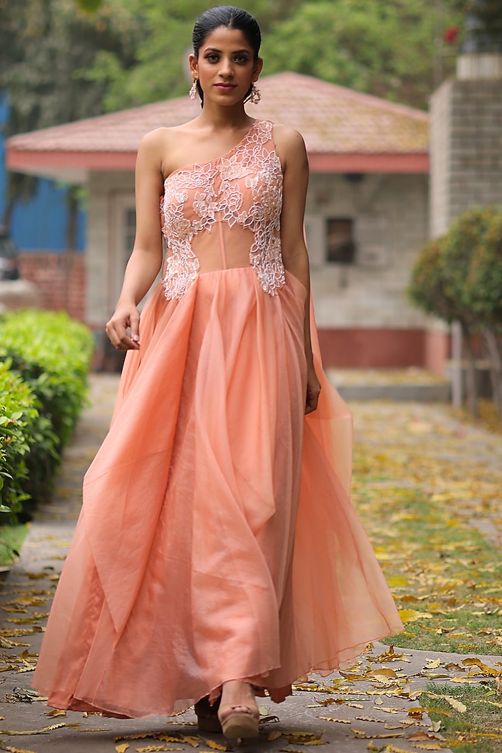 Peach Organza Embroidered Gown by House Of Tushaom