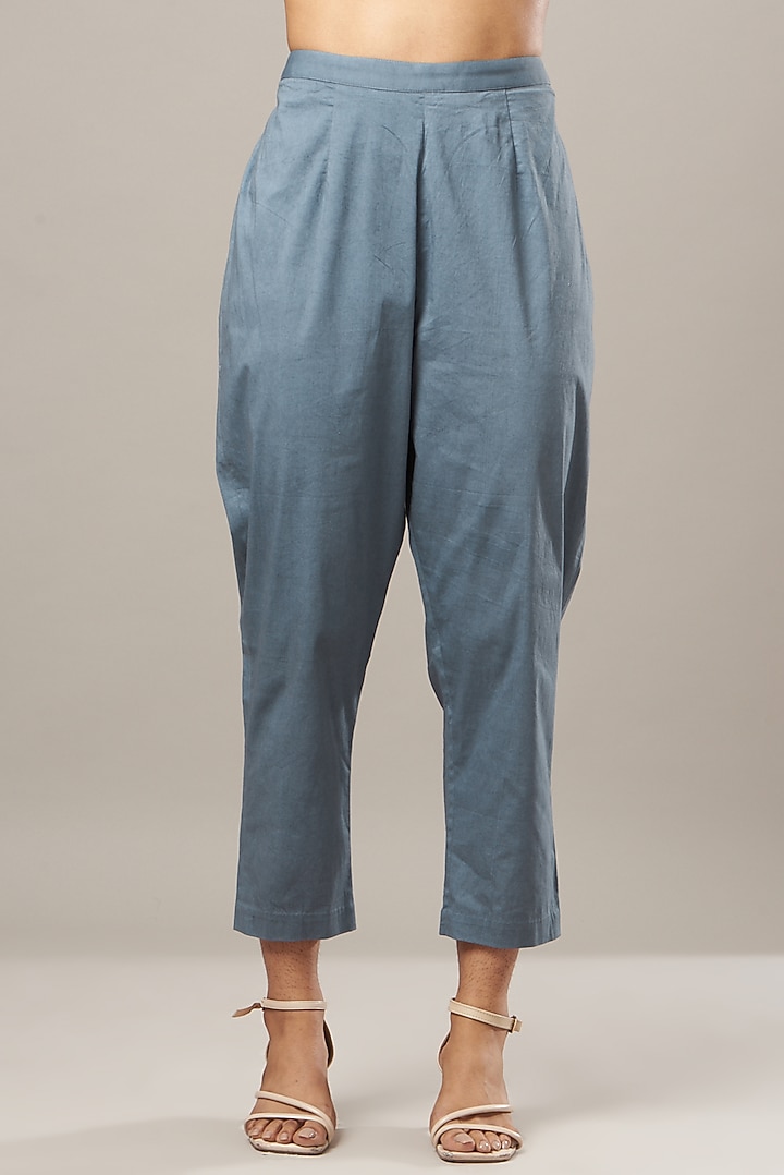 Steel Grey Embroidered Kurta Set by House of Tushaom at Pernia's Pop Up Shop