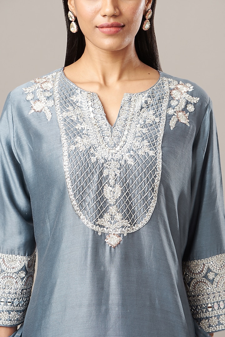 Steel Grey Embroidered Kurta Set by House of Tushaom at Pernia's Pop Up Shop