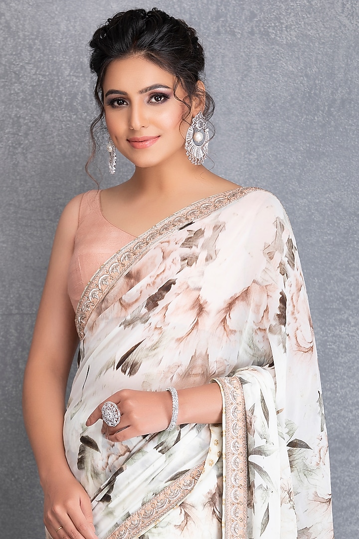Ivory Printed Wedding Saree Set by House of Tushaom at Pernia's Pop Up Shop