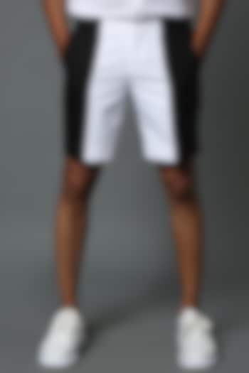 White & Black Color Blocked Shorts by HOUSE OF THREE MEN