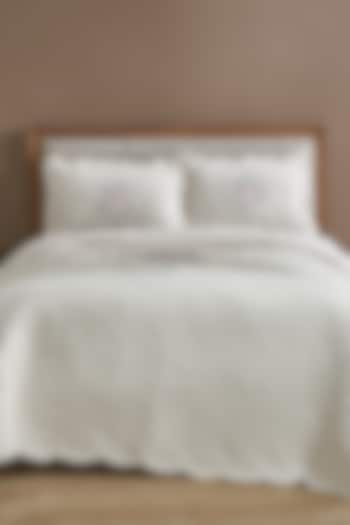 White & Pink Cotton Flex Fabric Embroidered Bedcover Set by HOUMN at Pernia's Pop Up Shop