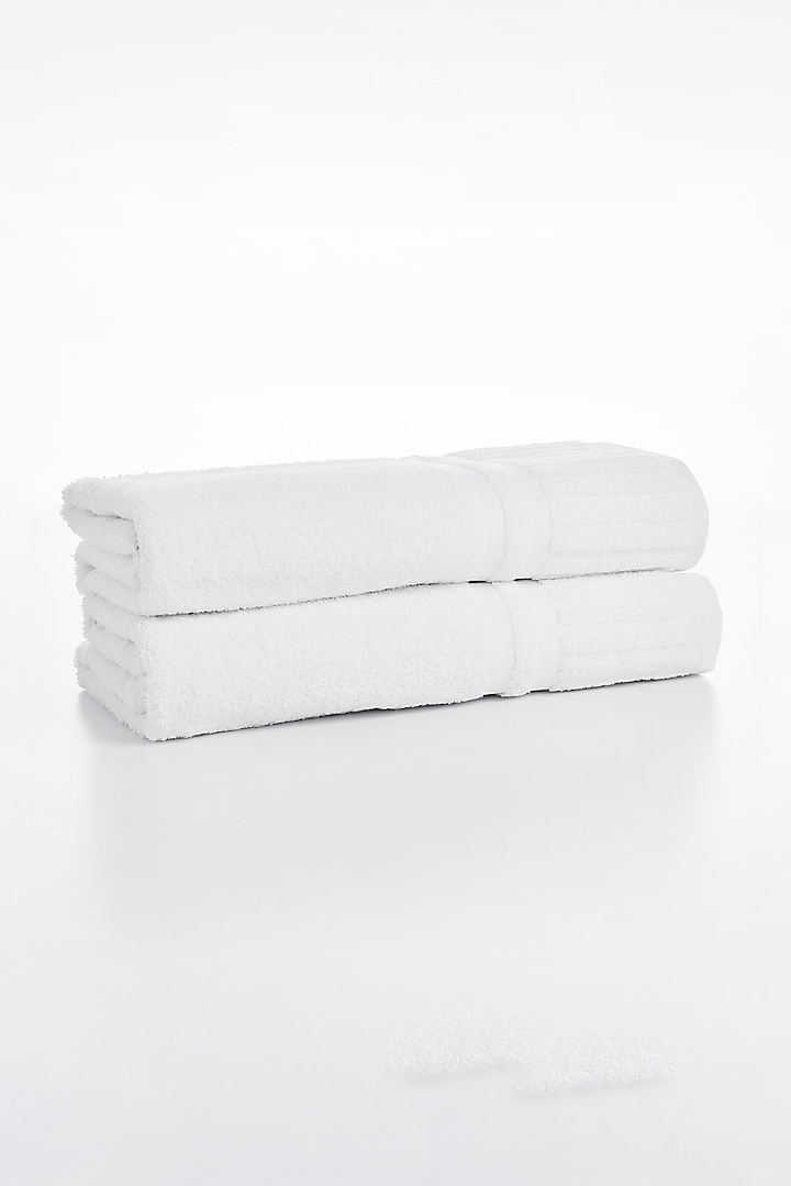 White Cotton Bath Towel Set by HOUMN