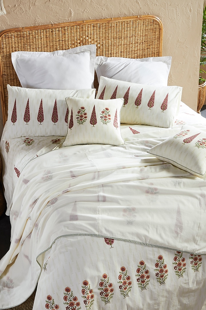 Cream & Red Muslin Blocked Printed Dohar by HOUMN at Pernia's Pop Up Shop