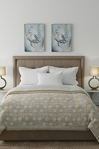 Beige & White Cotton Printed Quilt by HOUMN