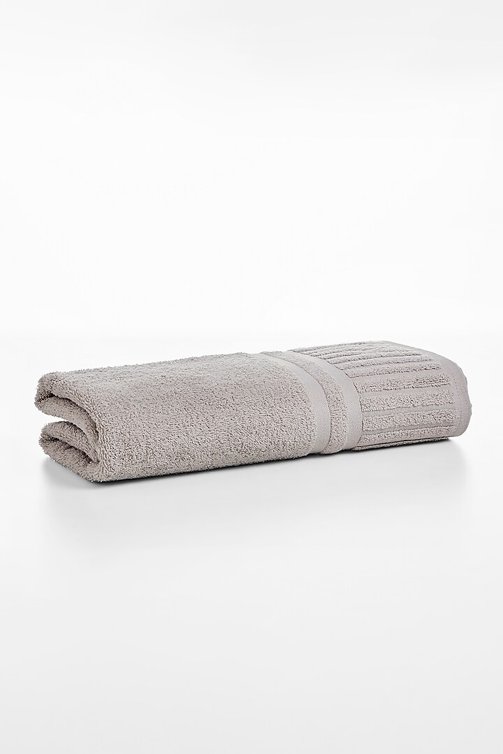 Light Grey Cotton Bath Towel Set by HOUMN at Pernia's Pop Up Shop