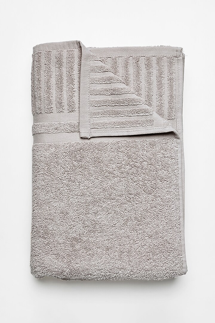 Light Grey Cotton Bath Towel Set by HOUMN at Pernia's Pop Up Shop