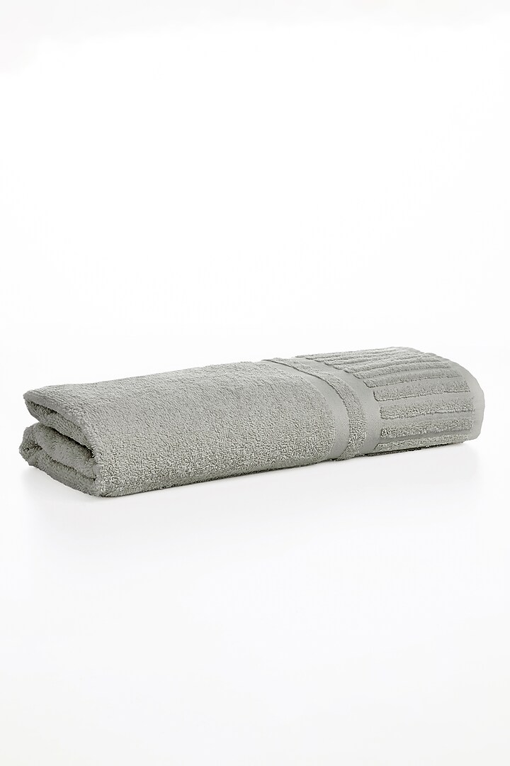 Fern Cotton Bath Towel Set by HOUMN at Pernia's Pop Up Shop