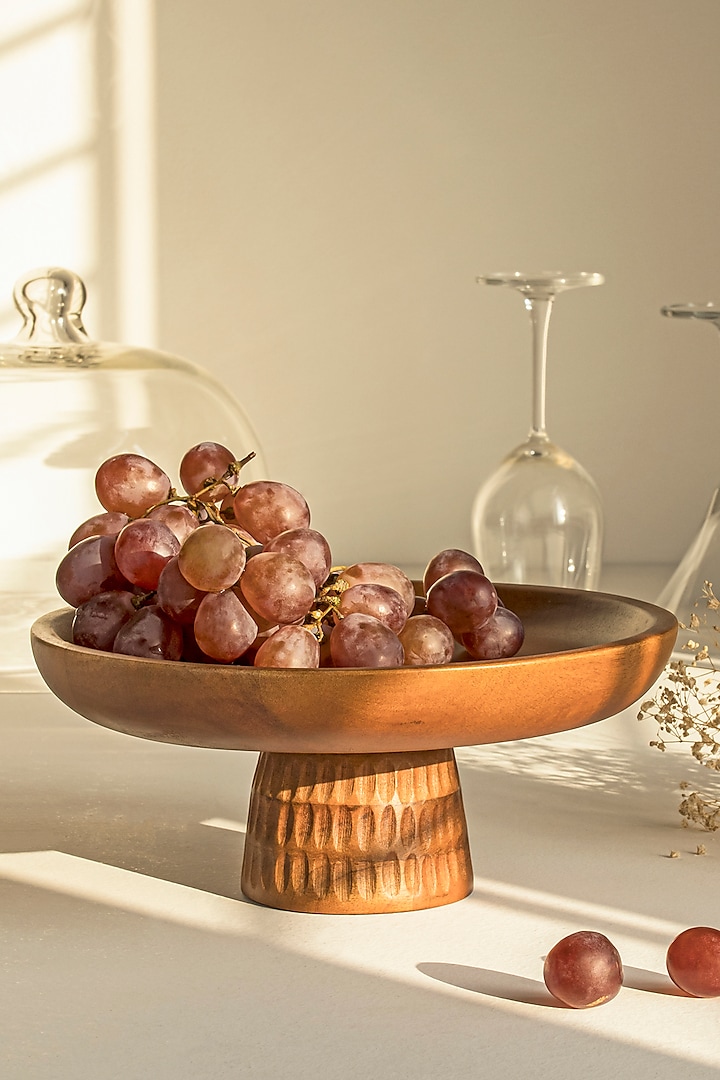 Matte Gold & Brown Mango Wood Bowl With Stand by HOUMN at Pernia's Pop Up Shop