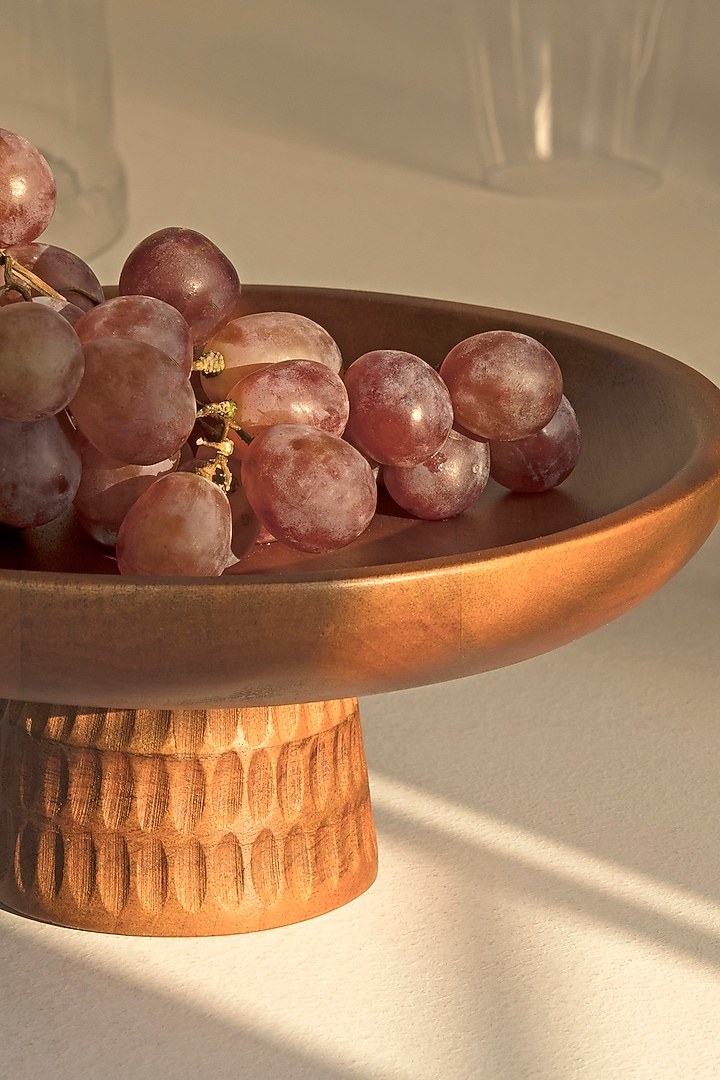 Matte Gold & Brown Mango Wood Bowl With Stand by HOUMN at Pernia's Pop Up Shop