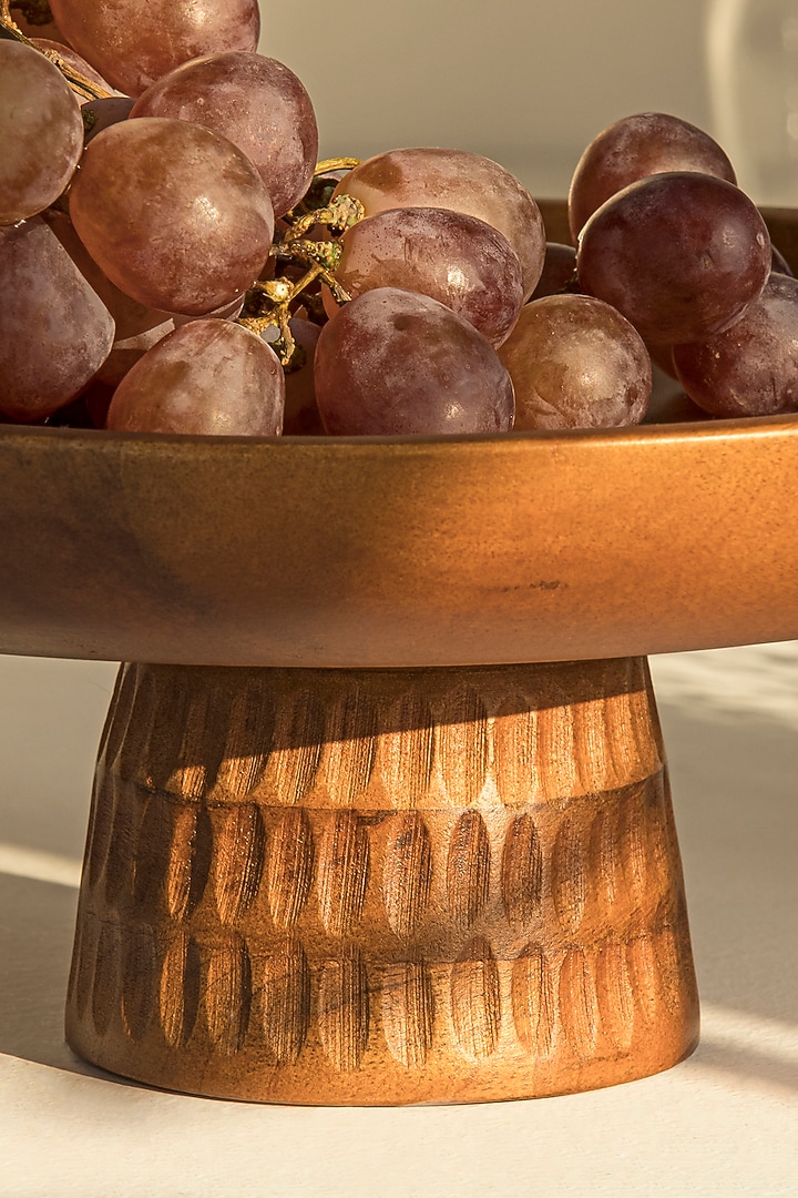 Matte Gold & Brown Mango Wood Bowl With Stand by HOUMN at Pernia's Pop Up Shop
