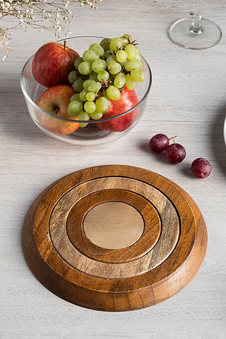 Brown Mango Wood Trivet Set by HOUMN at Pernia's Pop Up Shop