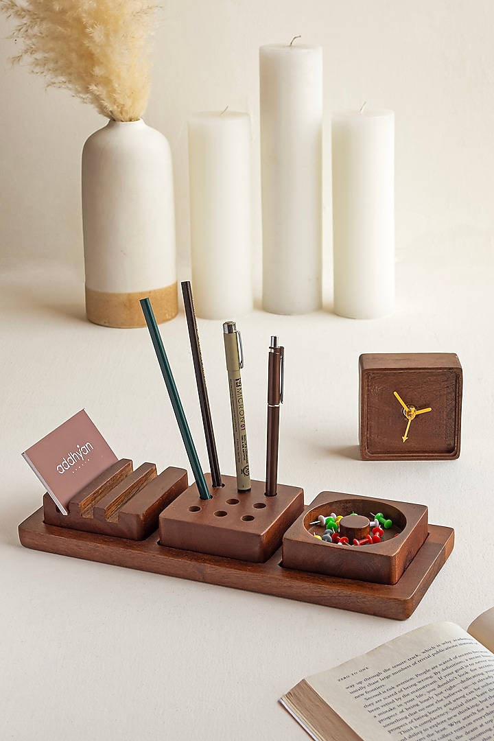 Wooden Brown Acacia Wood Gift Hamper (Set Of 6) by HOUMN at Pernia's Pop Up Shop