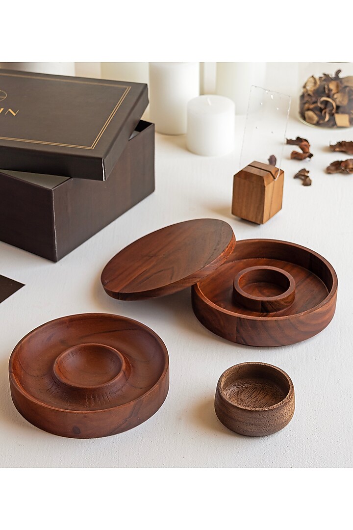 Wooden Brown Acacia Wood Gift Hamper (Set Of 4) by HOUMN at Pernia's Pop Up Shop