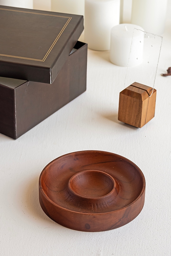 Wooden Brown Acacia Wood Gift Hamper (Set Of 4) by HOUMN at Pernia's Pop Up Shop
