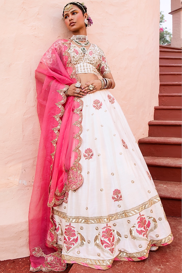 Ivory Zardosi Embroidered Lehenga Set by House of Dasmaya