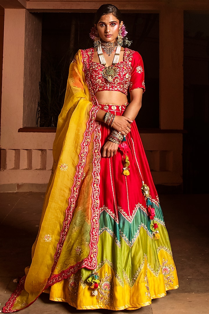 Red Embroidered Chanderi Wedding Lehenga Set by House of Dasmaya at Pernia's Pop Up Shop