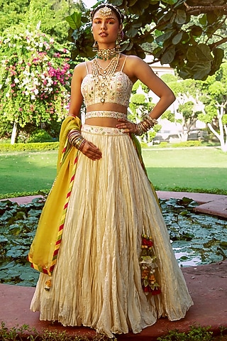 Ivory Resham Embroidered Lehenga Set by House of Dasmaya