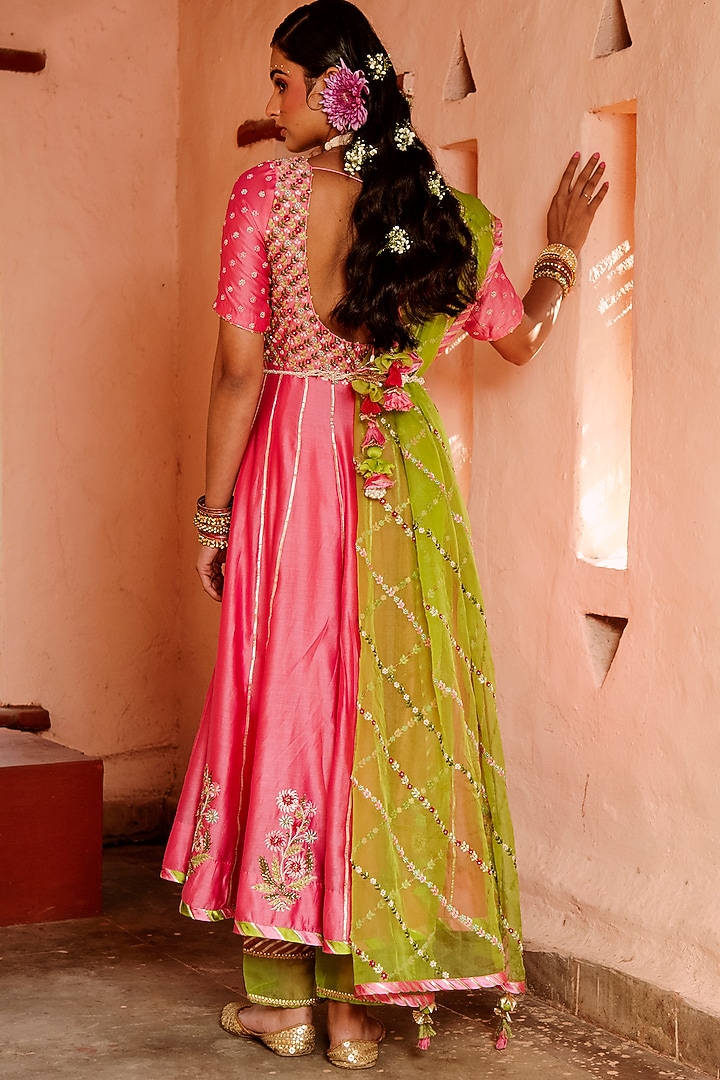 Pink Embroidered Wedding Anarkali Set by House of Dasmaya at Pernia's Pop Up Shop
