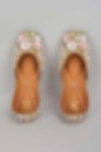 Gold Dupion Silk Dabka & Zardosi Embroidered Juttis by House of Vian at Pernia's Pop Up Shop