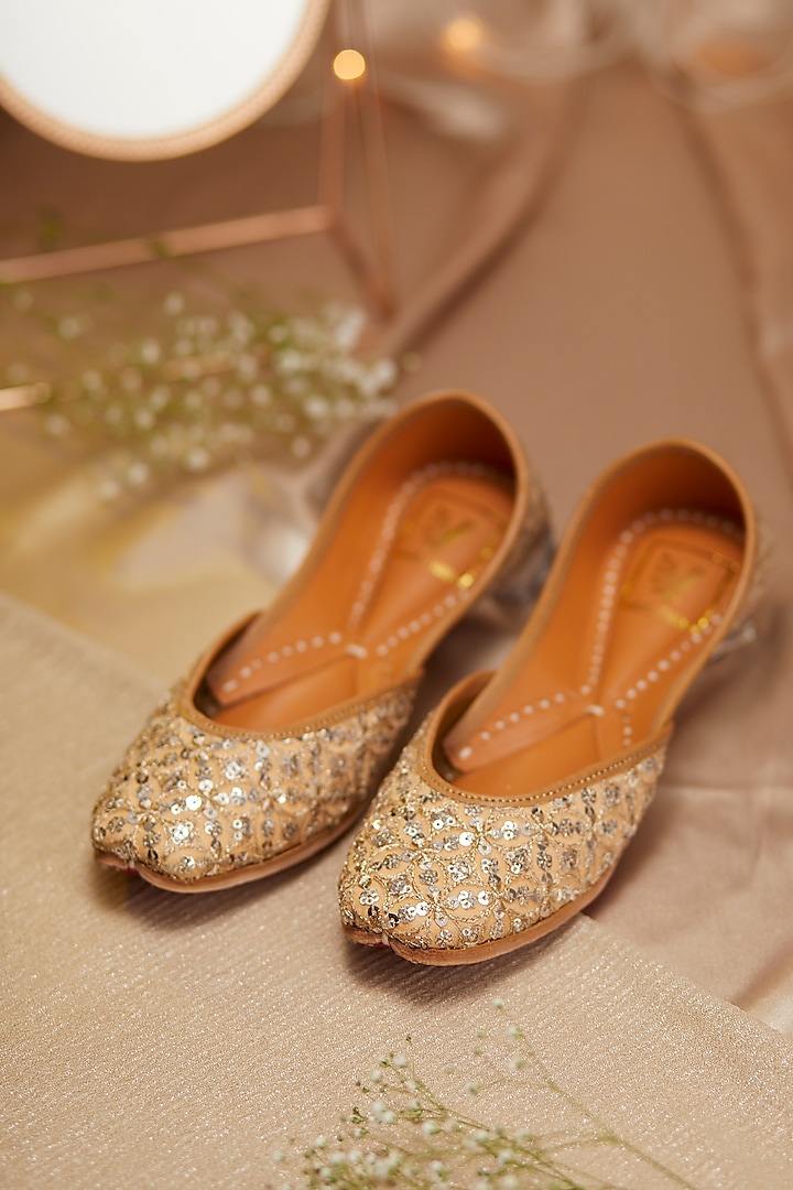 Gold Silk Zari Embroidered Juttis by House of Vian at Pernia's Pop Up Shop