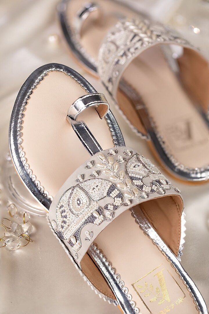 Silver Crepe Dabka Embroidered Kolhapuri Flats by House of Vian at Pernia's Pop Up Shop