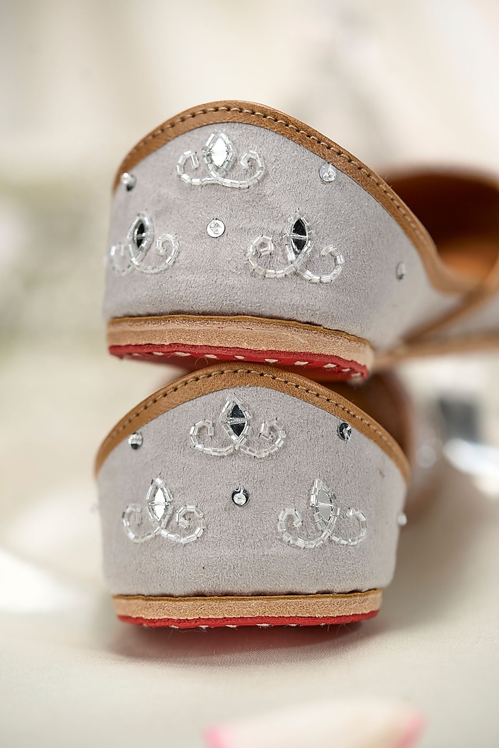 Silver Suede Cutdana Embroidered Juttis by House of Vian at Pernia's Pop Up Shop