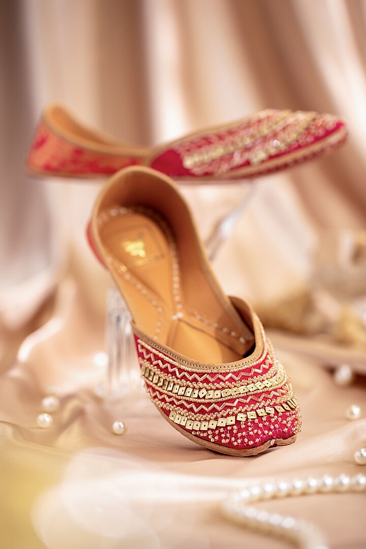 Pink Dupion Silk & Banarasi Brocade Cutdana Embroidered Juttis by House of Vian at Pernia's Pop Up Shop